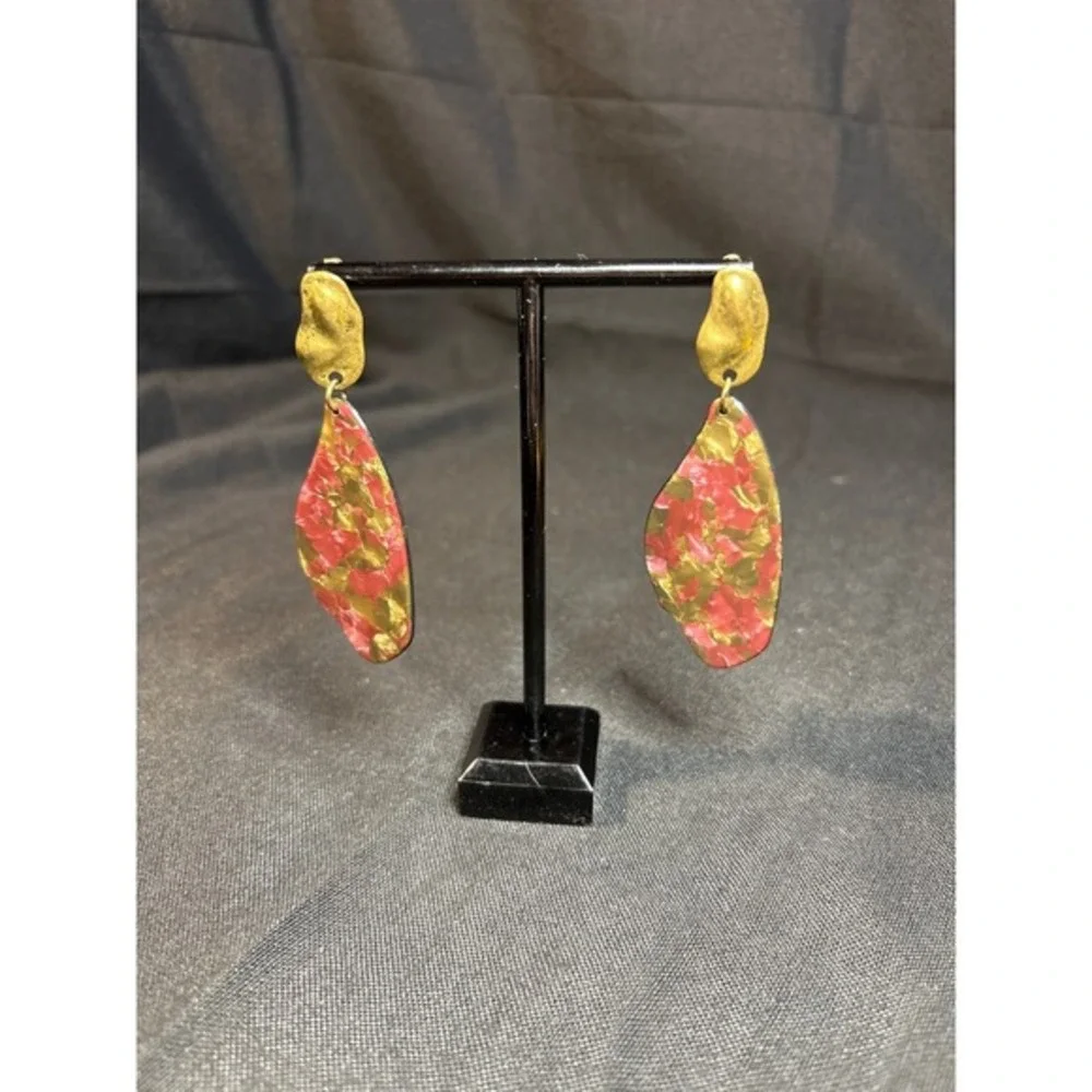 Artisan Abstract Drop Earrings Gold Tone Red Green Marbled Resin Boho‎ Statement